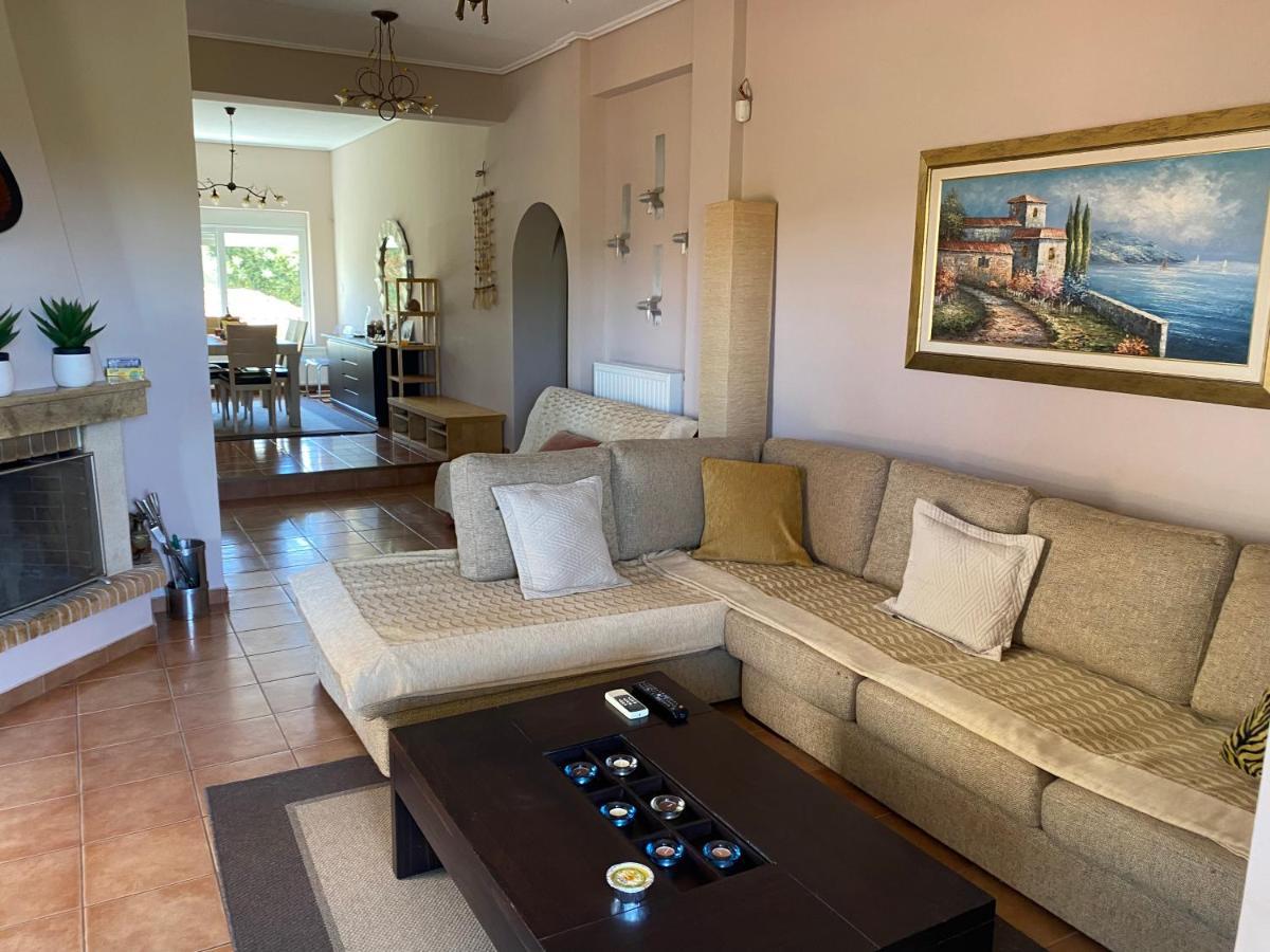 Agios Georgios  Relaxing Villa With Swimming Pool And Garden מראה חיצוני תמונה