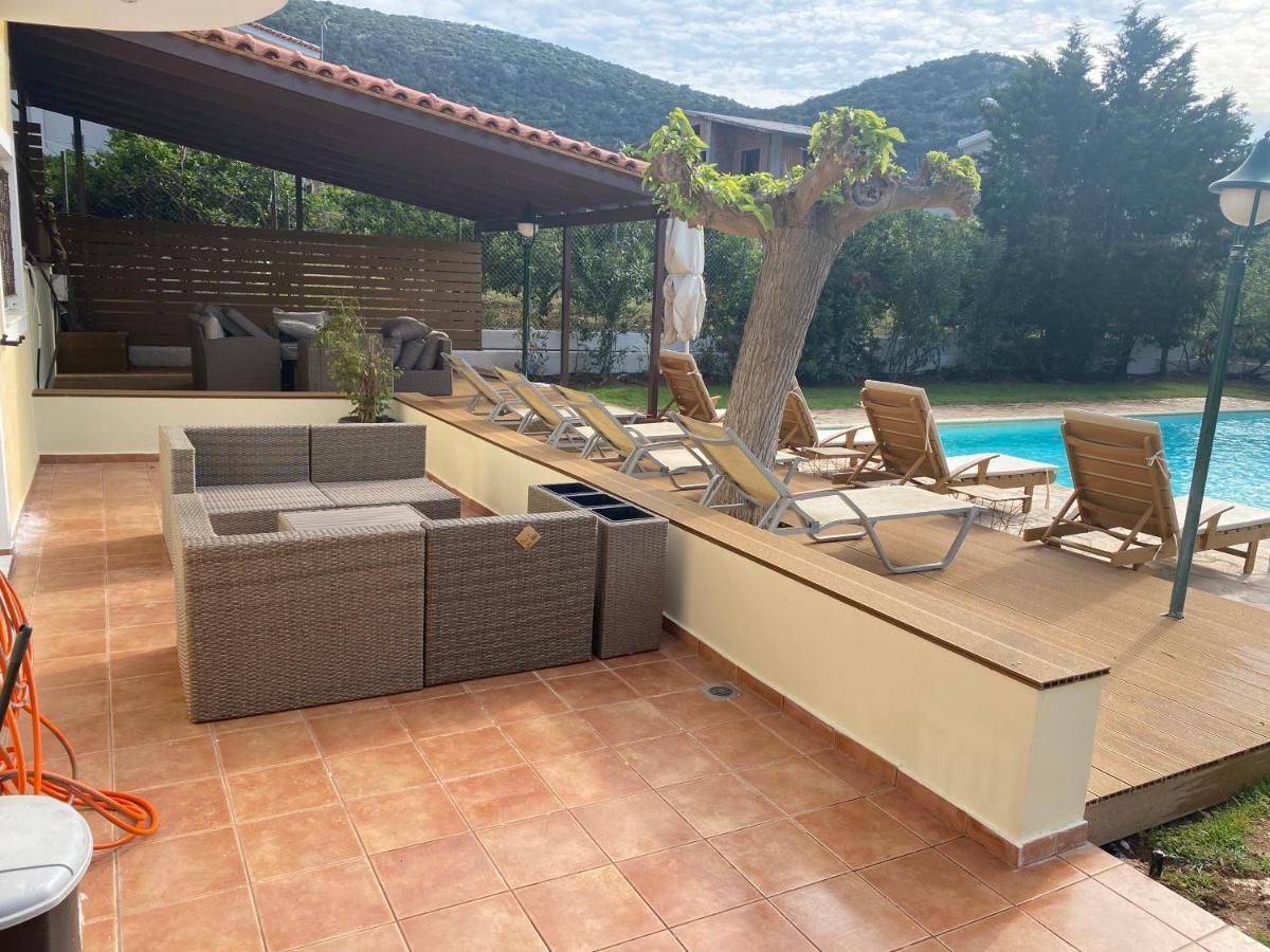 Agios Georgios  Relaxing Villa With Swimming Pool And Garden מראה חיצוני תמונה