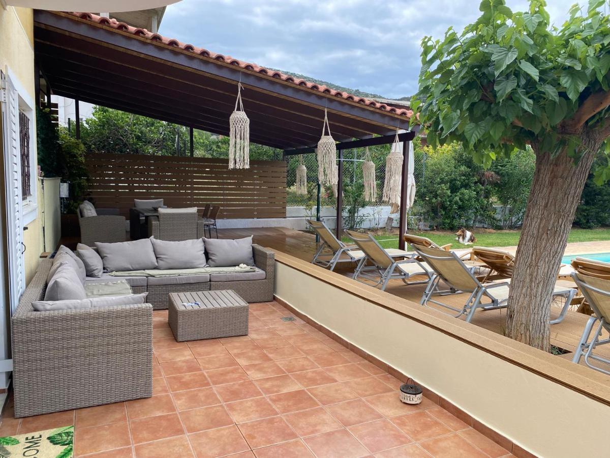 Agios Georgios  Relaxing Villa With Swimming Pool And Garden מראה חיצוני תמונה