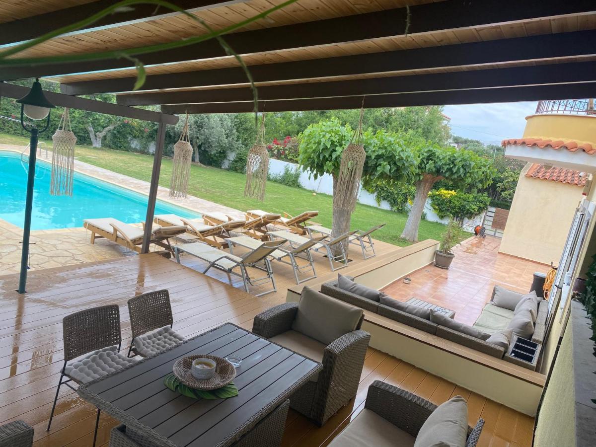 Agios Georgios  Relaxing Villa With Swimming Pool And Garden מראה חיצוני תמונה