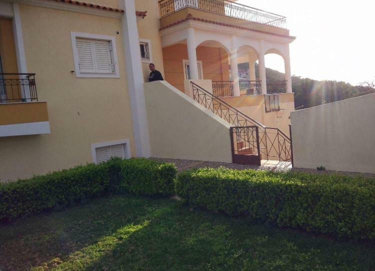 Agios Georgios  Relaxing Villa With Swimming Pool And Garden מראה חיצוני תמונה