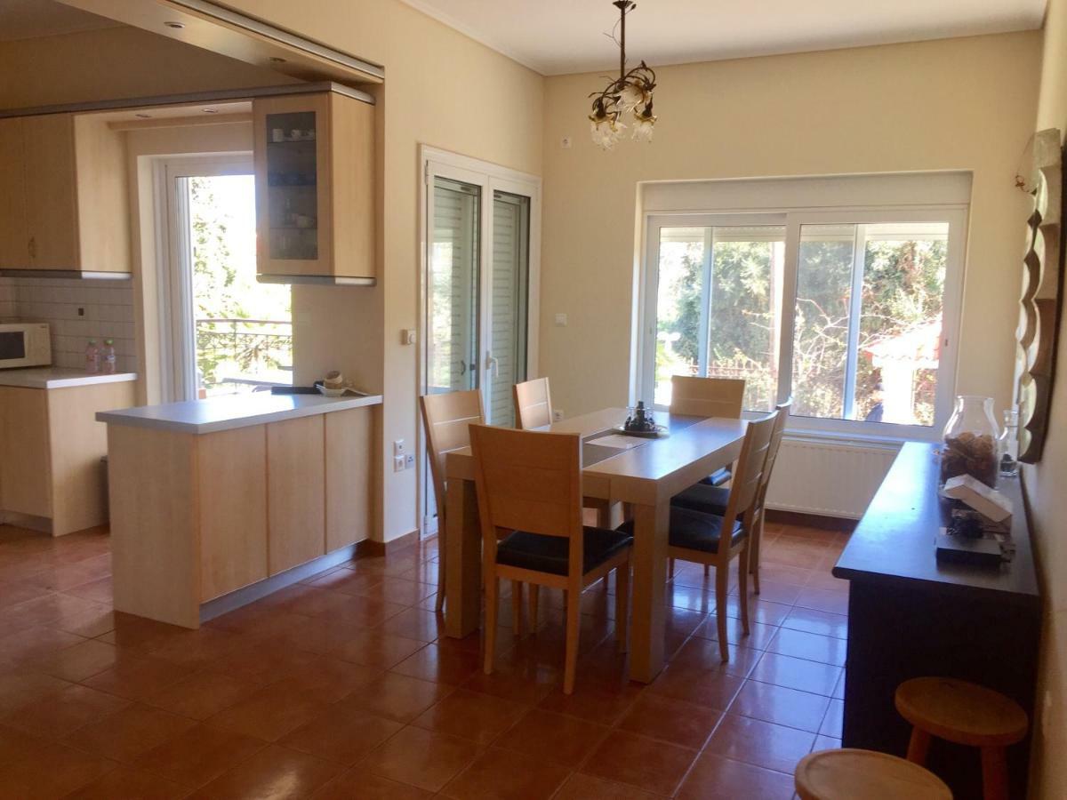 Agios Georgios  Relaxing Villa With Swimming Pool And Garden מראה חיצוני תמונה