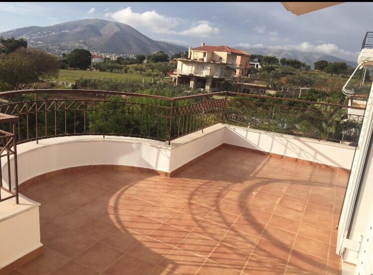 Agios Georgios  Relaxing Villa With Swimming Pool And Garden מראה חיצוני תמונה
